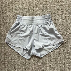 Lulu Lemon 2.5” Hotty Hot Shorts